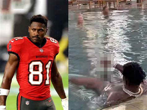 antonio brown flashing|Antonio Brown caught exposing himself to shocked。